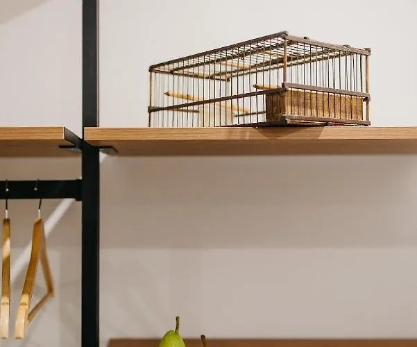 Ni Na Na Na Appartamento