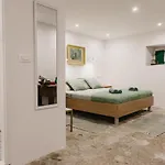 Ni Na Na Na Daire