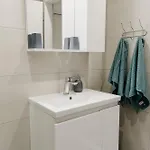 Ni Na Na Na Daire