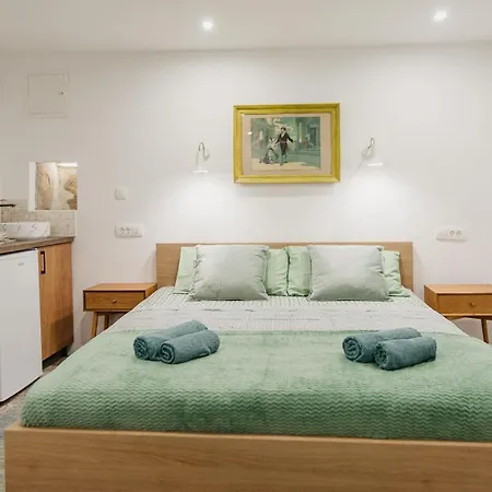 Apartment Ni Na Na Na